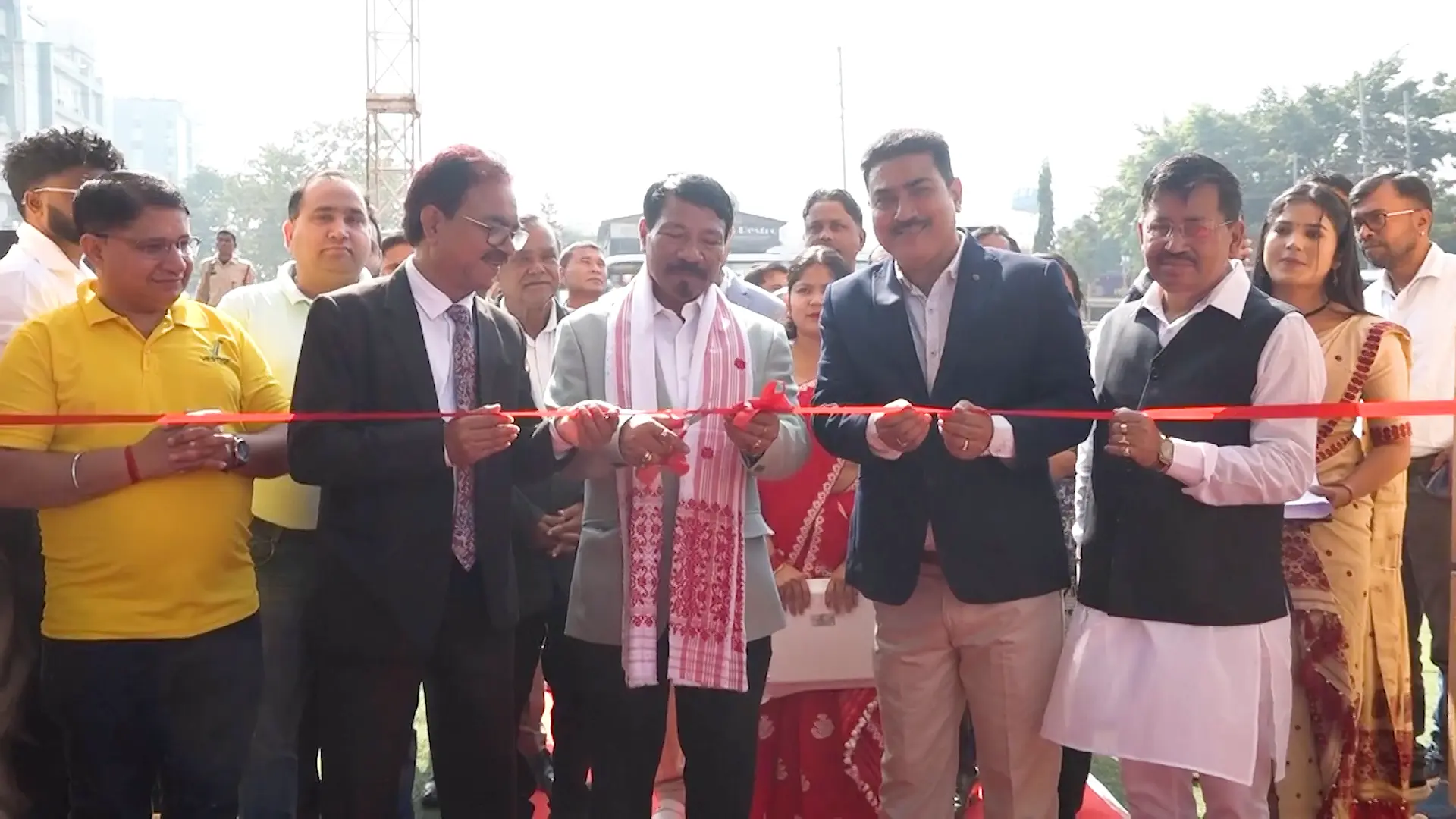 Ribbon cutting ceremony at the expo inauguration